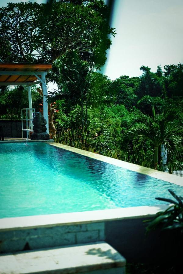 Eco Moringa Garden Hotel Banyuwedang Luaran gambar