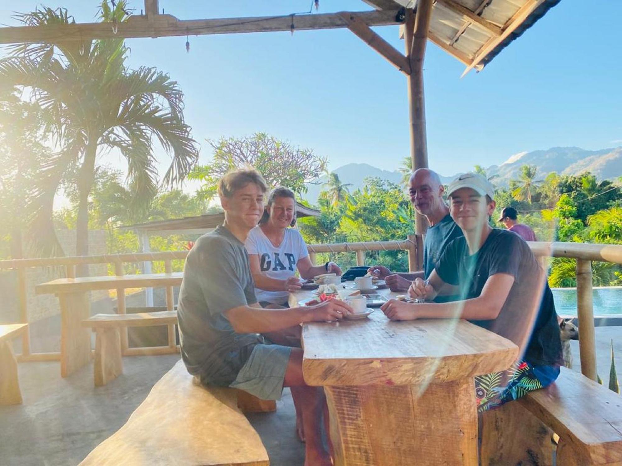 Eco Moringa Garden Hotel Banyuwedang Luaran gambar
